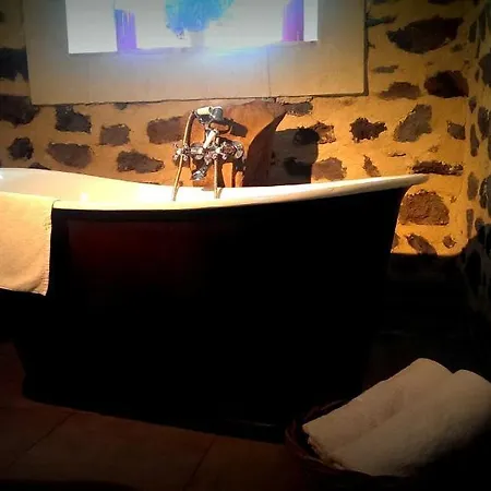 La Maison De Lili Bed & Breakfast 3*